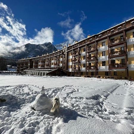 Petit Bijou - Corbet - Monolocale Con Divano Letto In Soggiorno - Massimo 3 Persone Champoluc Luaran gambar