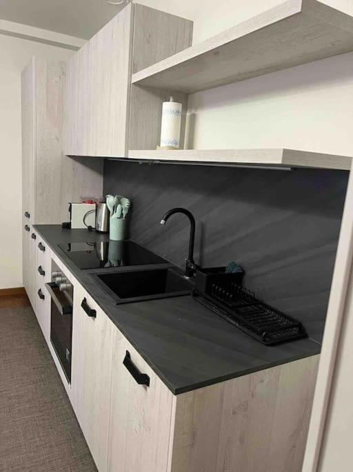 Petit Bijou - Corbet - Monolocale Con Divano Letto In Soggiorno - Massimo 3 Persone Champoluc Luaran gambar